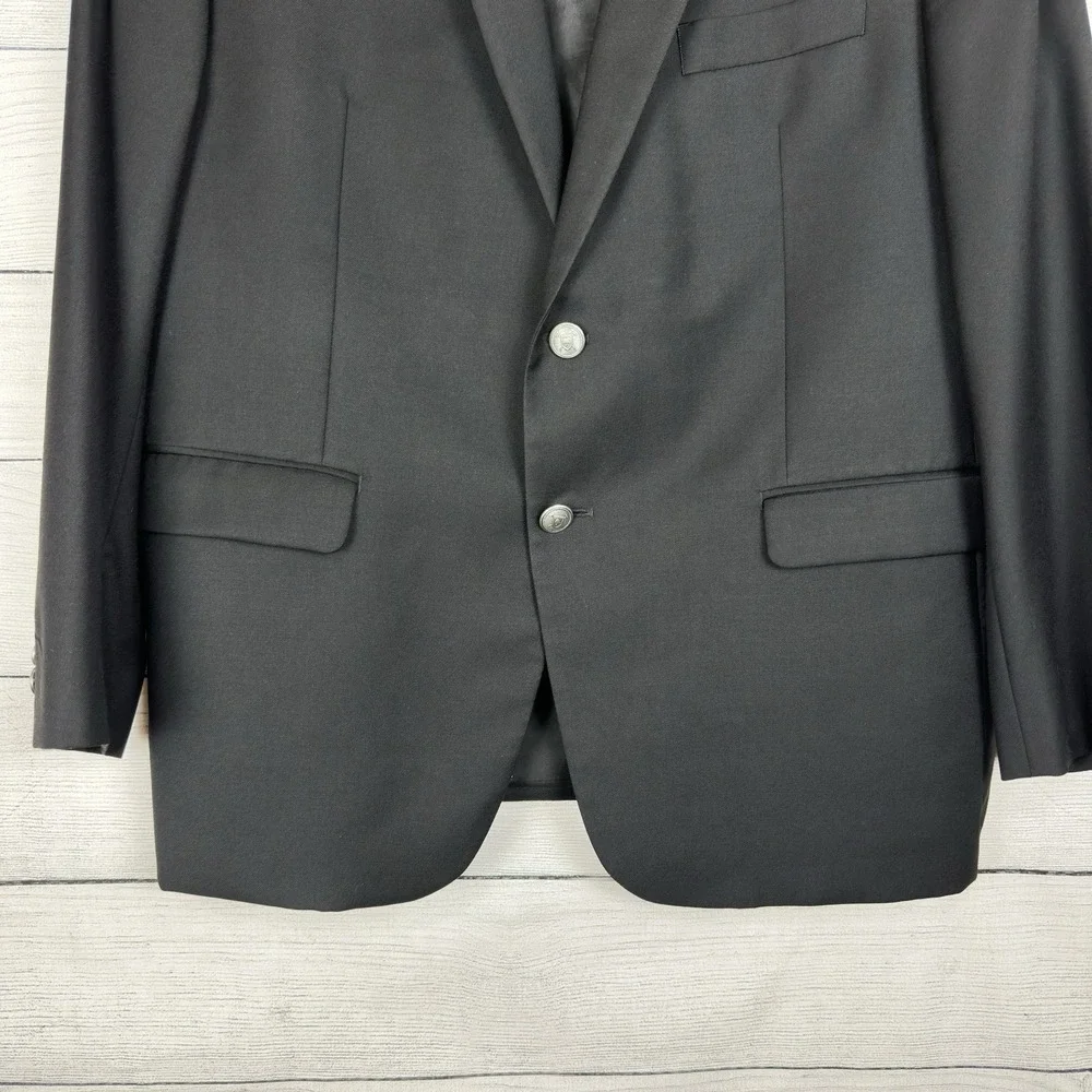 Ralph Lauren details brand
